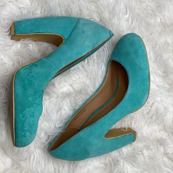 Kimchi Blue Urban Outfitters Mod Pumps Heels - Picture 7 of 8